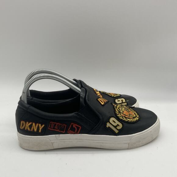 DKNY Black Patches Low Top Leather Casual Sneakers Shoes Slip On - Picture 1 of 10